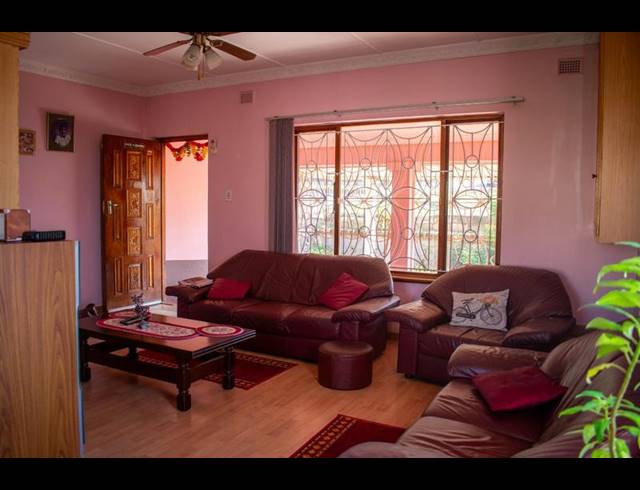 4 BEDROOM HOUSE FOR SALE IN VERULAM